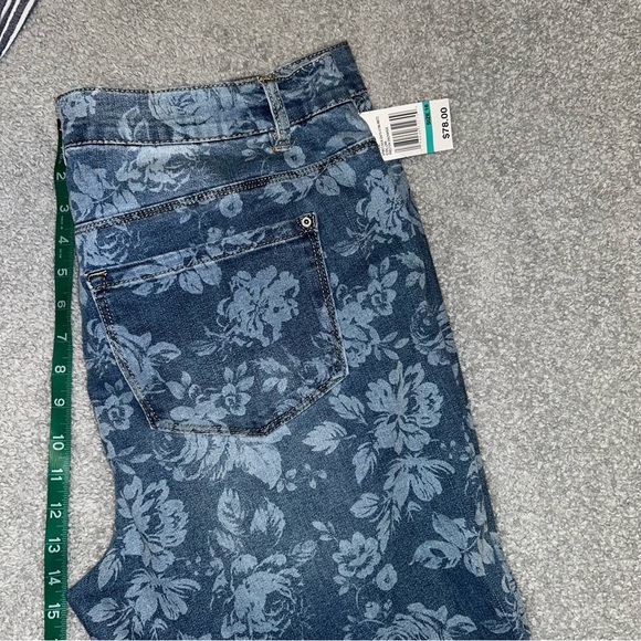 Blue Acid Wash Straight Leg Jeans - Picture 5 of 6